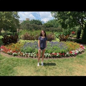 Meet your Posher, Marissa